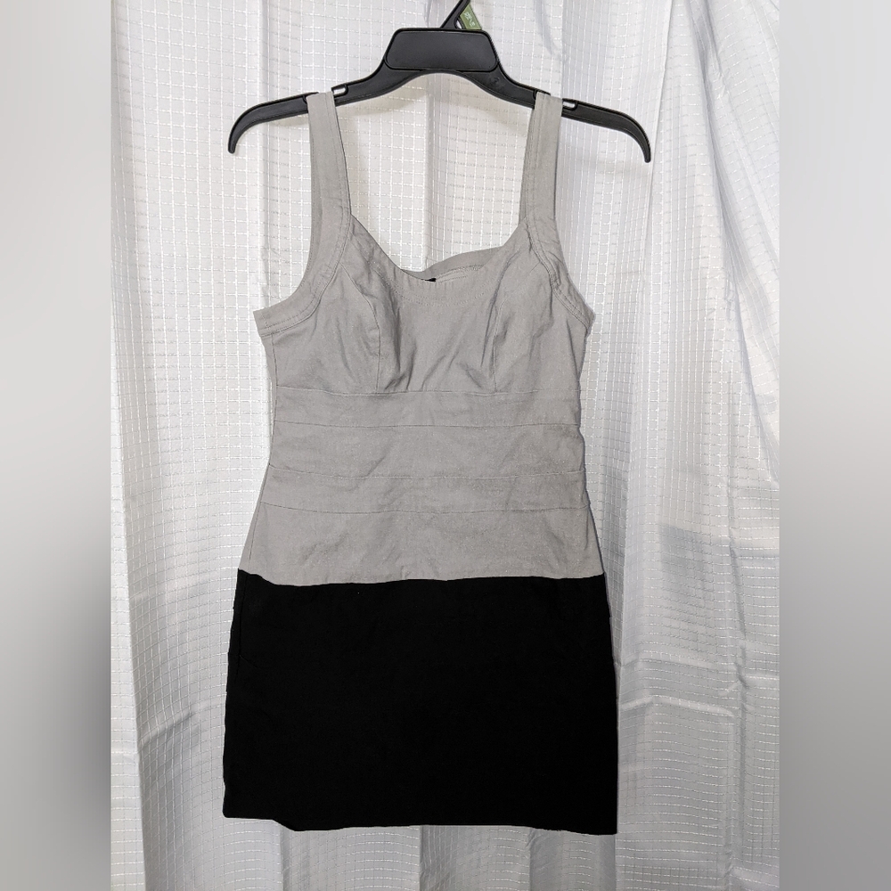 Guess Light Gray Top